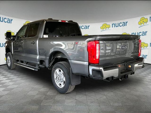 2026 Ford F-350 XLT