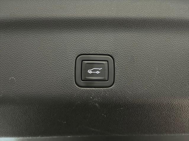 2024 GMC Yukon XL 4WD SLT