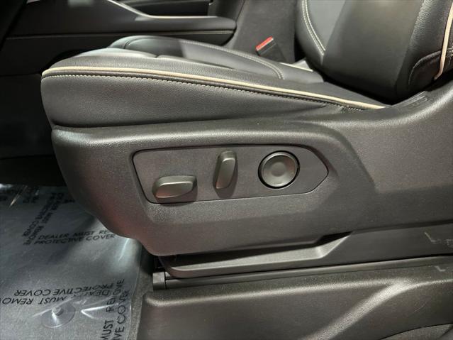 2024 GMC Yukon XL 4WD SLT