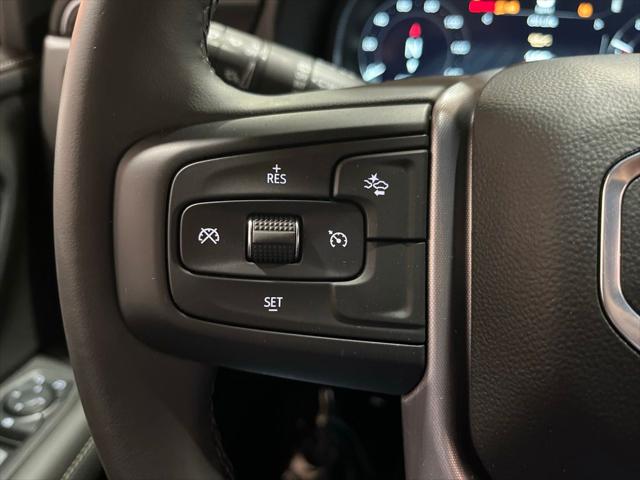 2024 GMC Yukon XL 4WD SLT