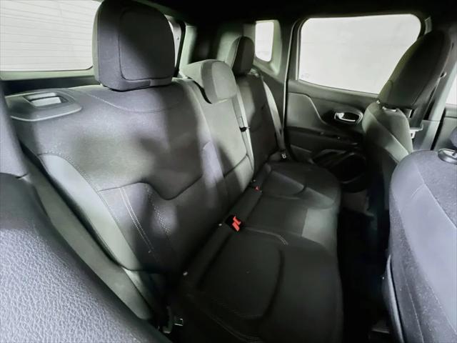 2022 Jeep Renegade Altitude 4x4