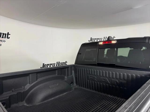 2022 Ram 1500 Laramie Crew Cab 4x4 5'7" Box