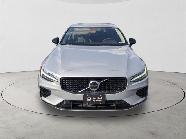 2025 Volvo S60 T8 Plus