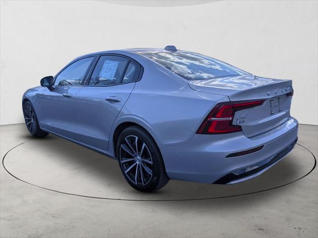 2025 Volvo S60 T8 Plus