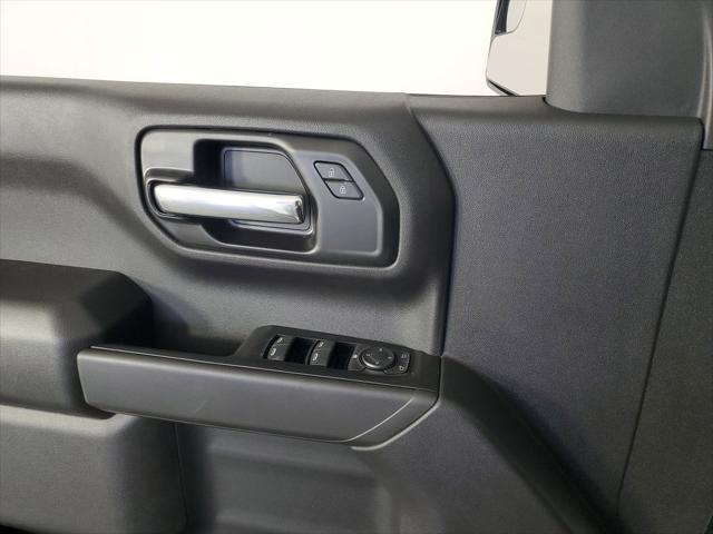 2026 Chevrolet Silverado 1500 4WD Crew Cab Short Bed Custom Trail Boss