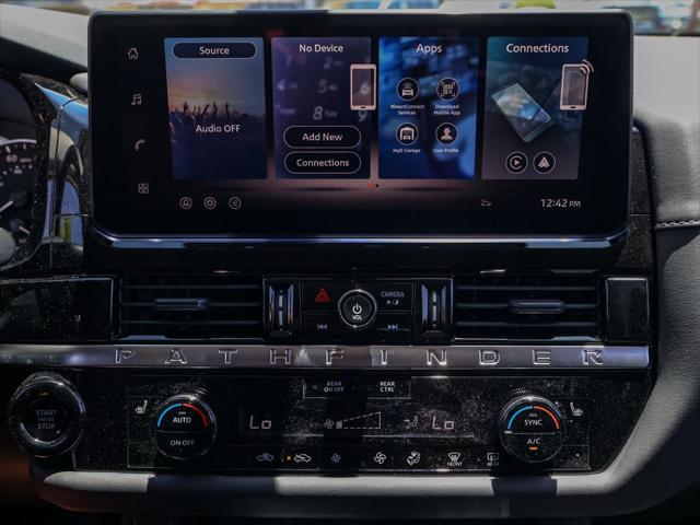 2026 Nissan Pathfinder SV