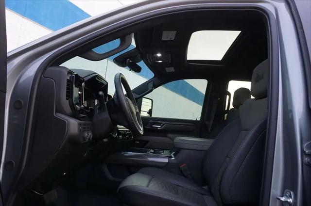 2025 Chevrolet Silverado 2500HD 4WD Crew Cab Standard Bed ZR2