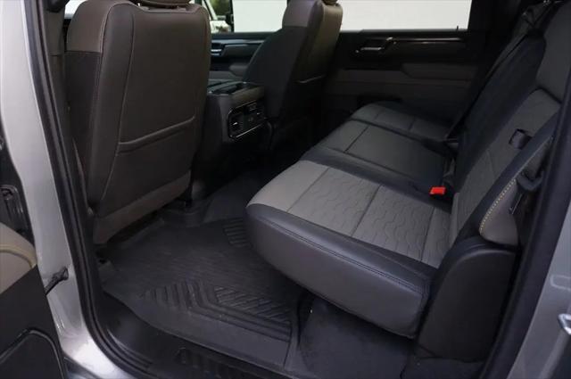 2025 Chevrolet Silverado 2500HD 4WD Crew Cab Standard Bed ZR2