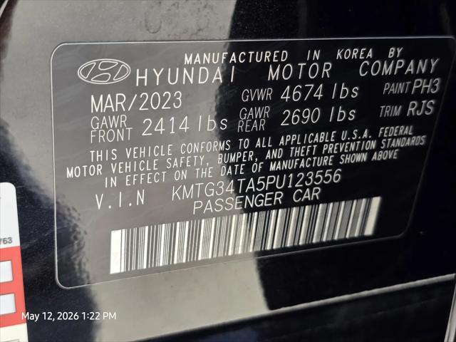 2023 Genesis G70 2.0T RWD