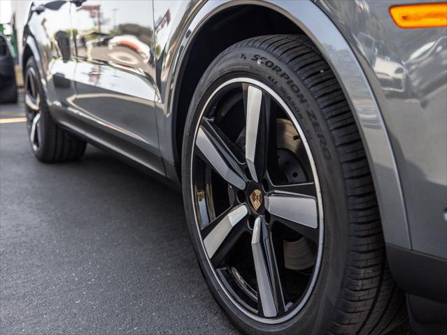2026 Porsche Cayenne Unknown