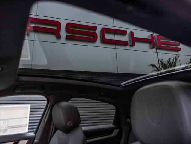 2026 Porsche Cayenne Unknown