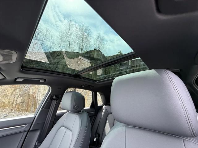 2025 Audi Q3 Premium 45 TFSI S line quattro Tiptronic
