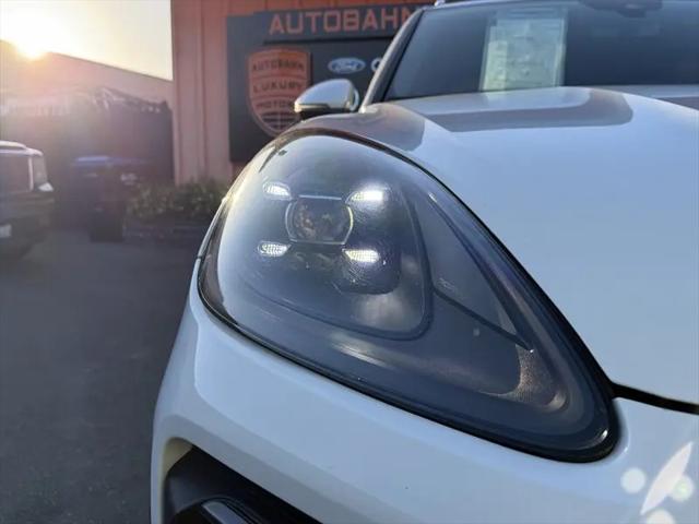 2021 Porsche Cayenne Cayenne