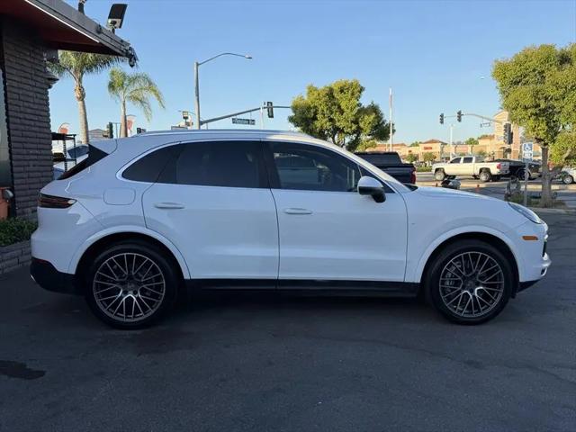 2021 Porsche Cayenne Cayenne