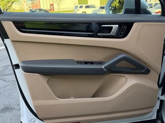 2021 Porsche Cayenne Cayenne