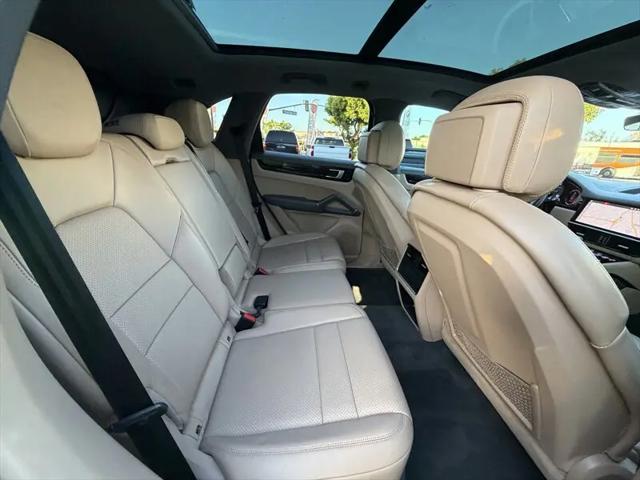 2021 Porsche Cayenne Cayenne