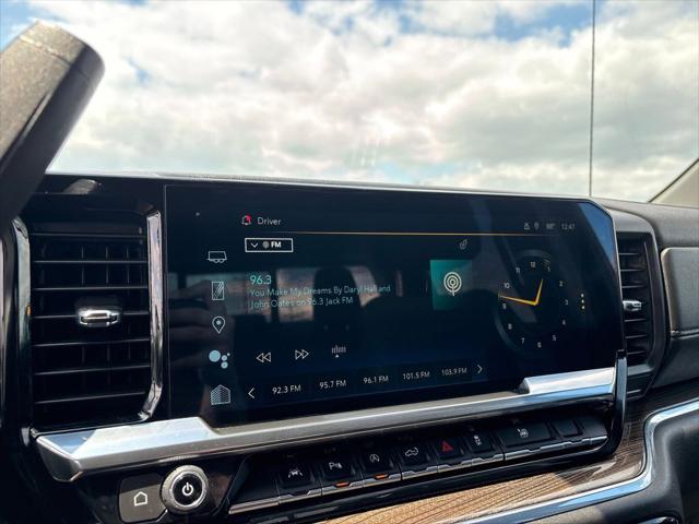 2024 Chevrolet Silverado 1500 2WD Crew Cab Short Bed LT