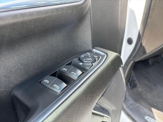 2024 Chevrolet Silverado 1500 2WD Crew Cab Short Bed LT