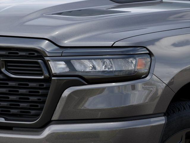 2026 Ram 1500 Express Crew Cab 4x4 57 Box