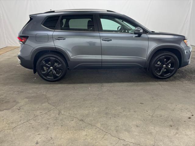 2026 Volkswagen Taos SEL