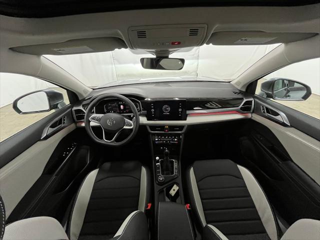 2026 Volkswagen Taos SEL
