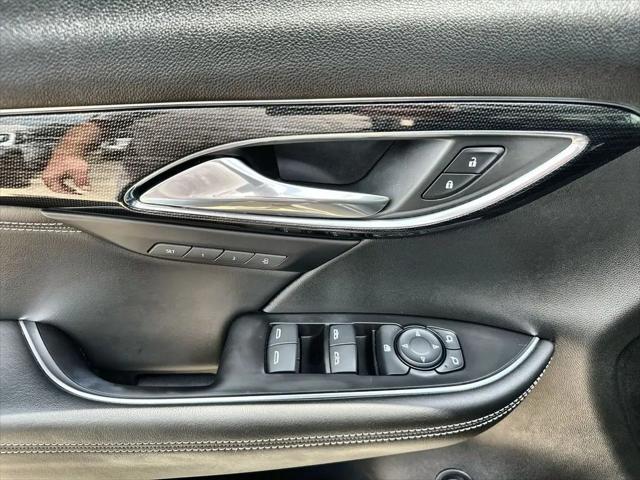 2023 Buick Envision Essence FWD