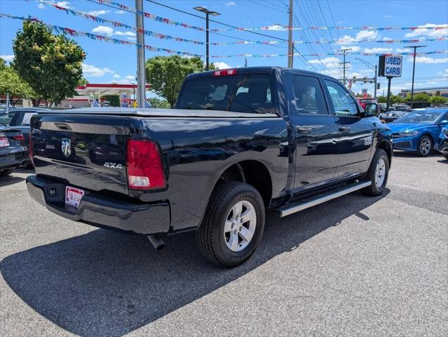 2017 RAM 1500 Express Crew Cab 4x4 57 Box 2017 RAM 1500 Express Crew Cab 4x4 57 Box
