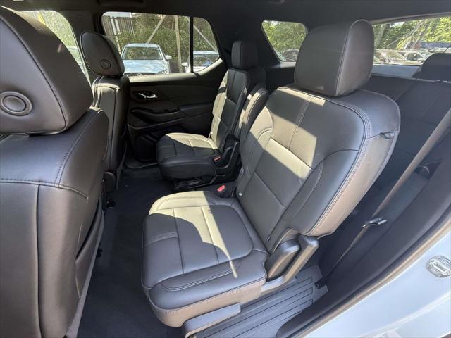 2023 Chevrolet Traverse AWD RS