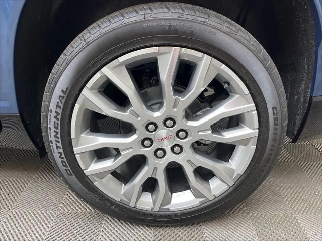 2026 GMC Acadia Denali AWD