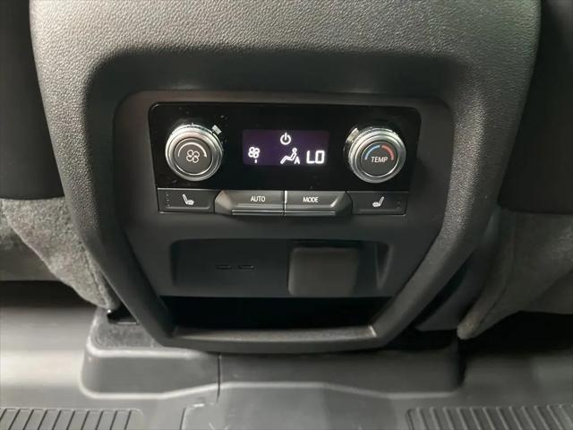 2026 GMC Acadia Denali AWD
