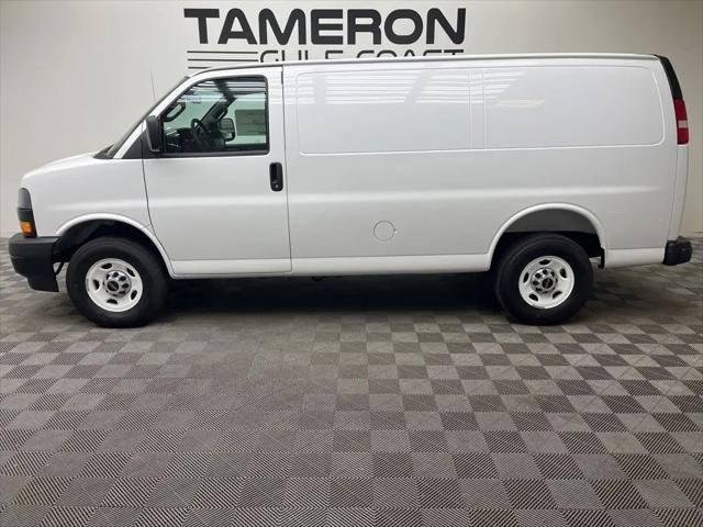 2026 GMC Savana Cargo 2500 Regular Wheelbase, Work Van, RWD