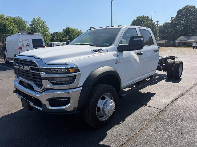 2026 RAM Ram 5500 Chassis Cab RAM 5500 TRADESMAN CHASSIS CREW CAB 4X4 84 CA