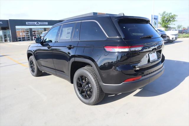 2026 Jeep Grand Cherokee Altitude 4x4