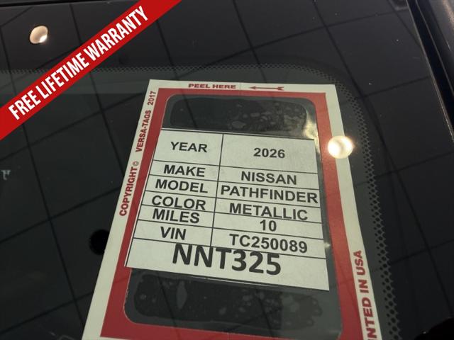 2026 Nissan Pathfinder SL