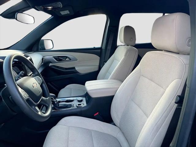 2023 Chevrolet Traverse AWD LS