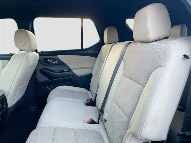 2023 Chevrolet Traverse AWD LS