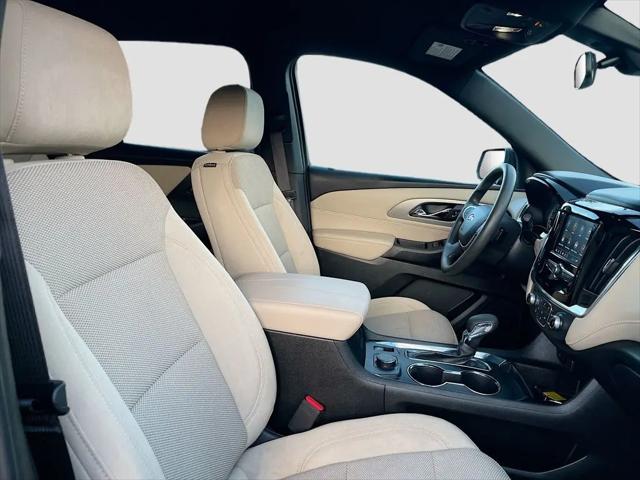 2023 Chevrolet Traverse AWD LS