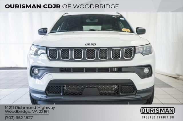 2023 Jeep Compass Latitude Lux FWD
