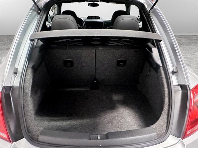 2012 Volkswagen Beetle 2.0T