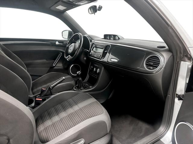 2012 Volkswagen Beetle 2.0T