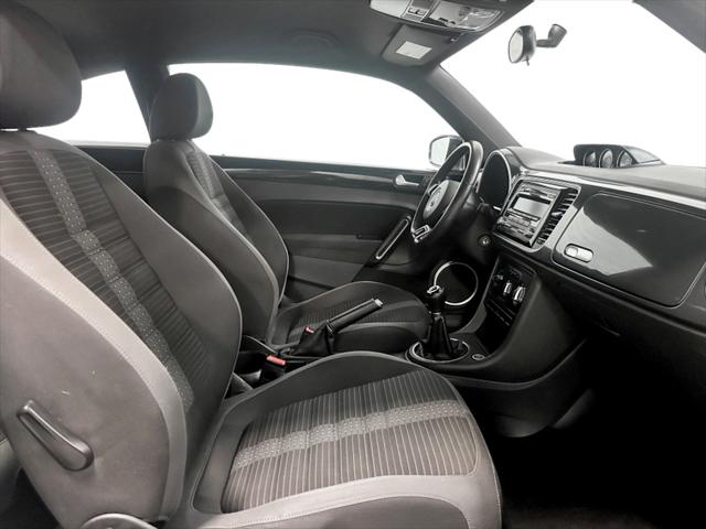 2012 Volkswagen Beetle 2.0T