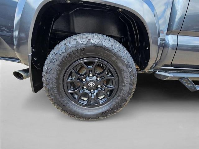 2022 Toyota Tacoma SR5 V6