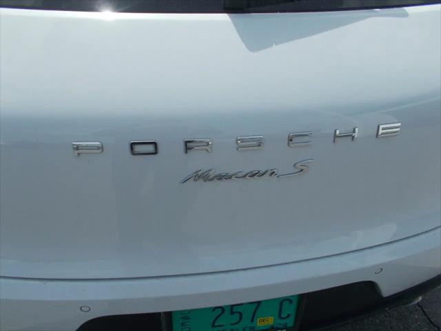 2016 Porsche Macan S