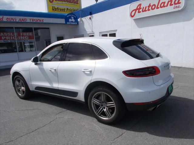 2016 Porsche Macan S