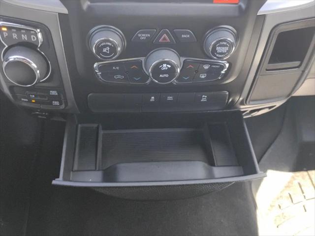 2022 Ram 1500 Classic Warlock Crew Cab 4x4 5'7" Box