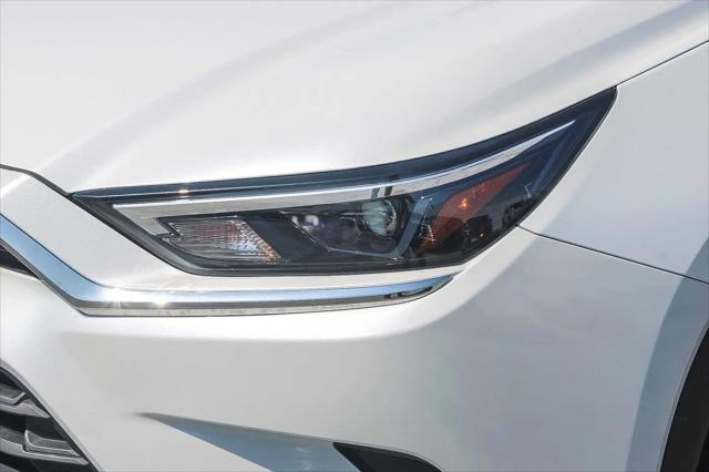 2025 Toyota Grand Highlander LE