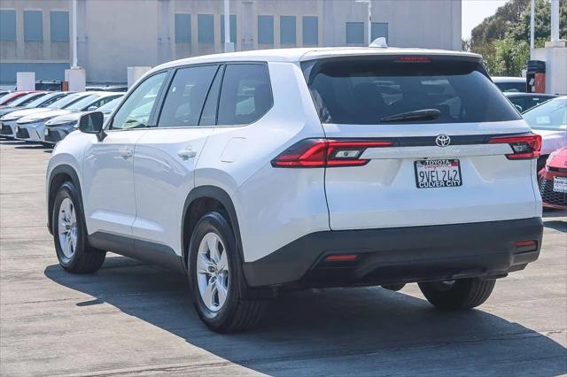 2025 Toyota Grand Highlander LE