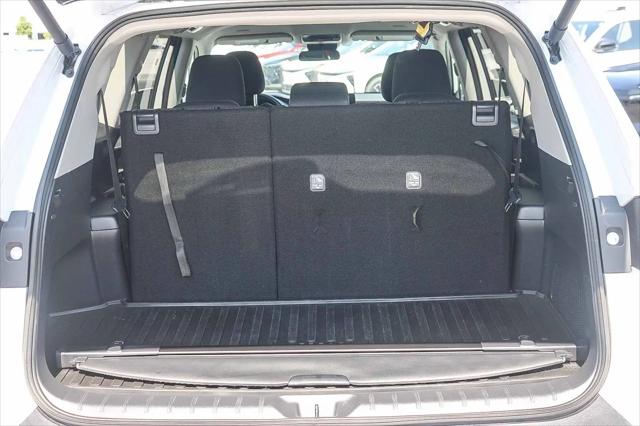 2025 Toyota Grand Highlander LE