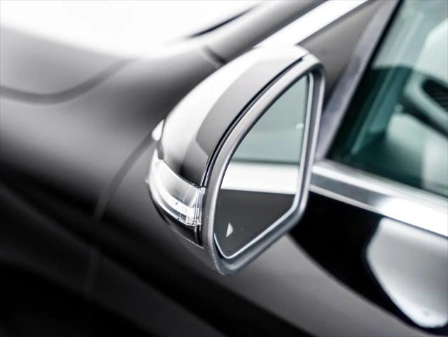 2022 Mercedes-Benz GLC SUV