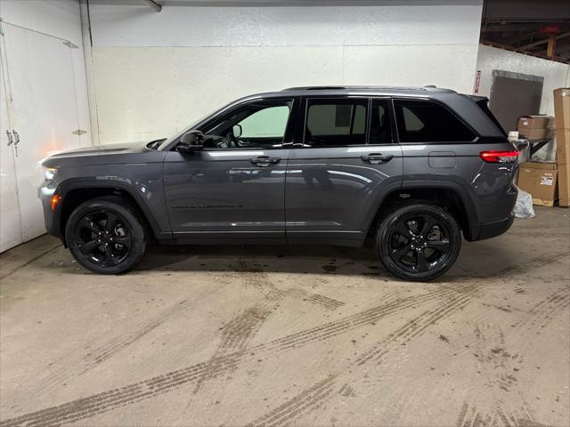 2024 Jeep Grand Cherokee Altitude 4x4